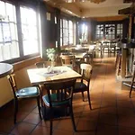 Burgklause 3*
