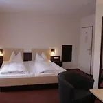 Hotel Burgklause 3*