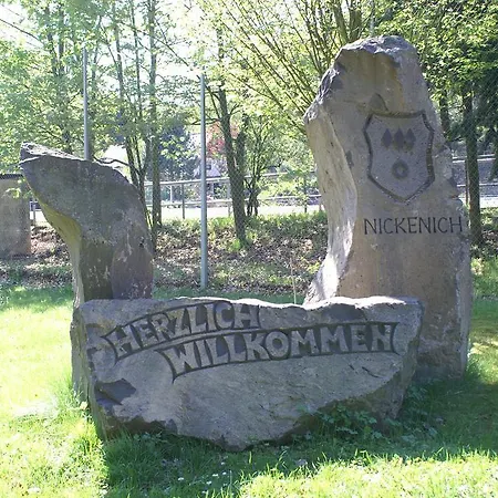 Burgklause 3*