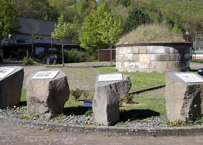 Burgklause Nickenich