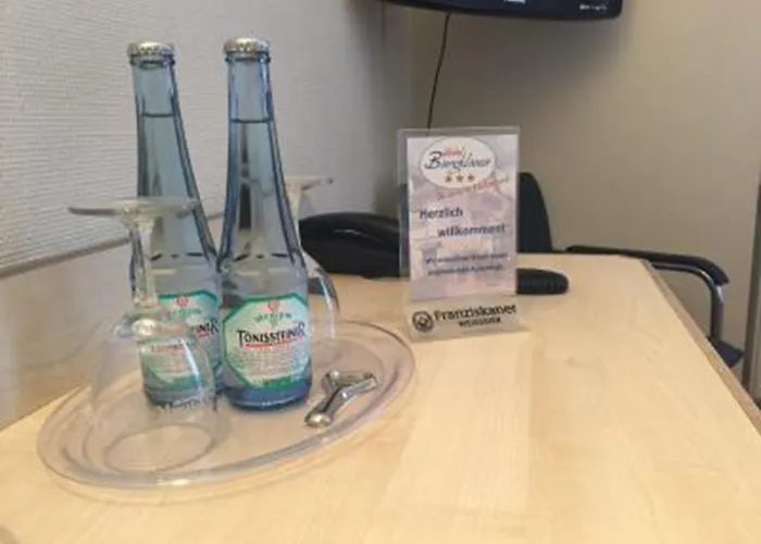 Burgklause Nickenich